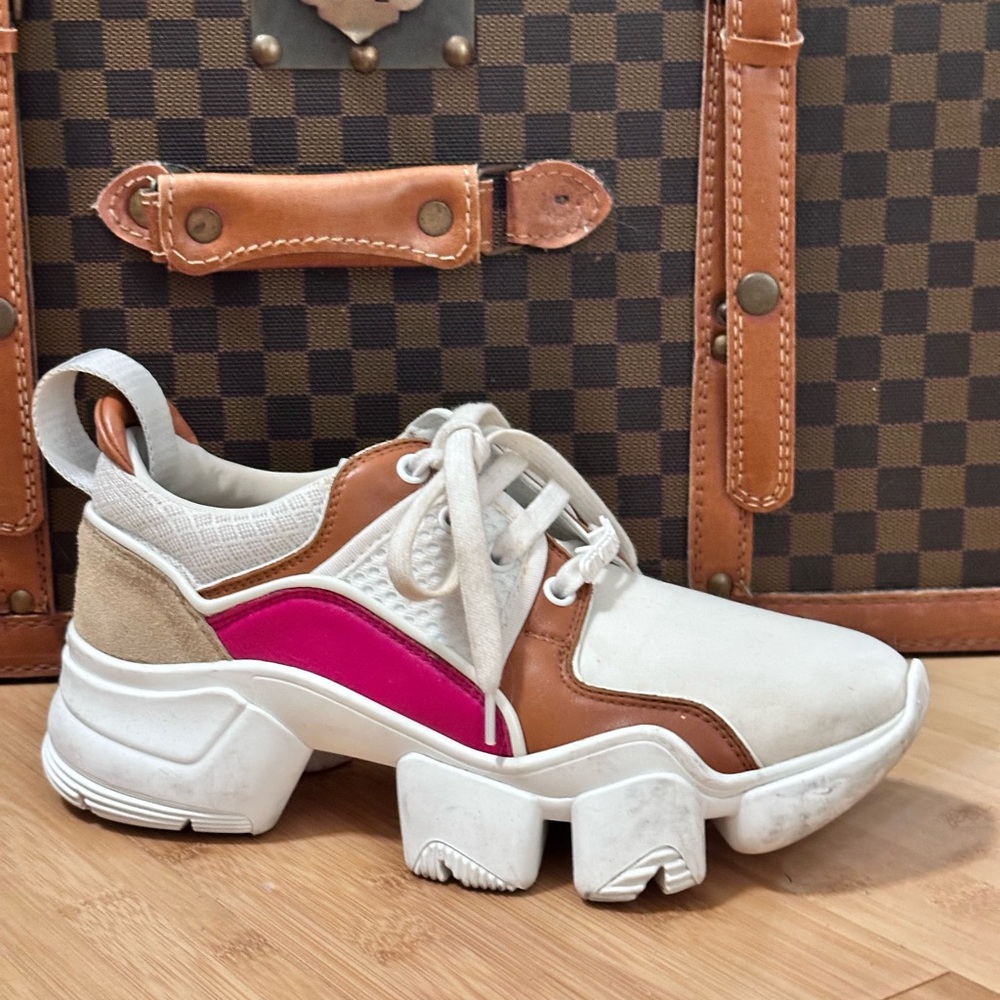 Givenchy Women's Designer Sneakers in White, Pink, and Brown - Size 38 EUC